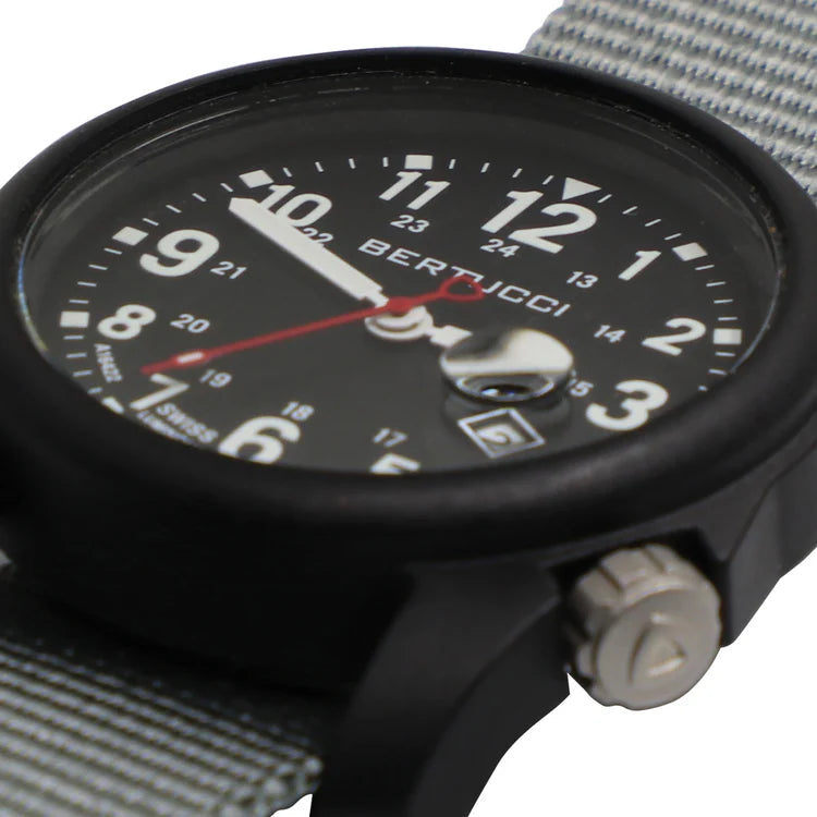 Bertucci DX3 SUPER field watch 40mm black dial bertucci khaki nylon band military outdoor watch